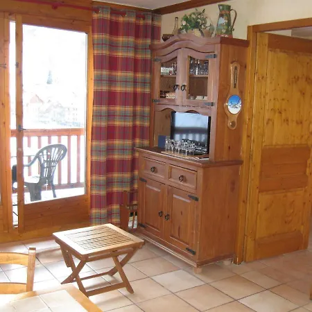 2 Pieces, 4 Personnes, 3 Etoiles, Expose Sud, - Fr-1-263-128 *